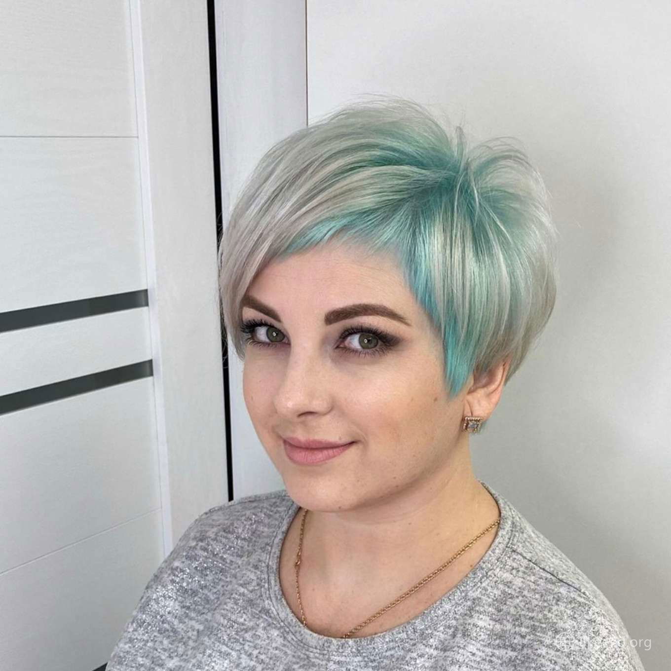 Antoinette Russell Short Hairstyles – 1