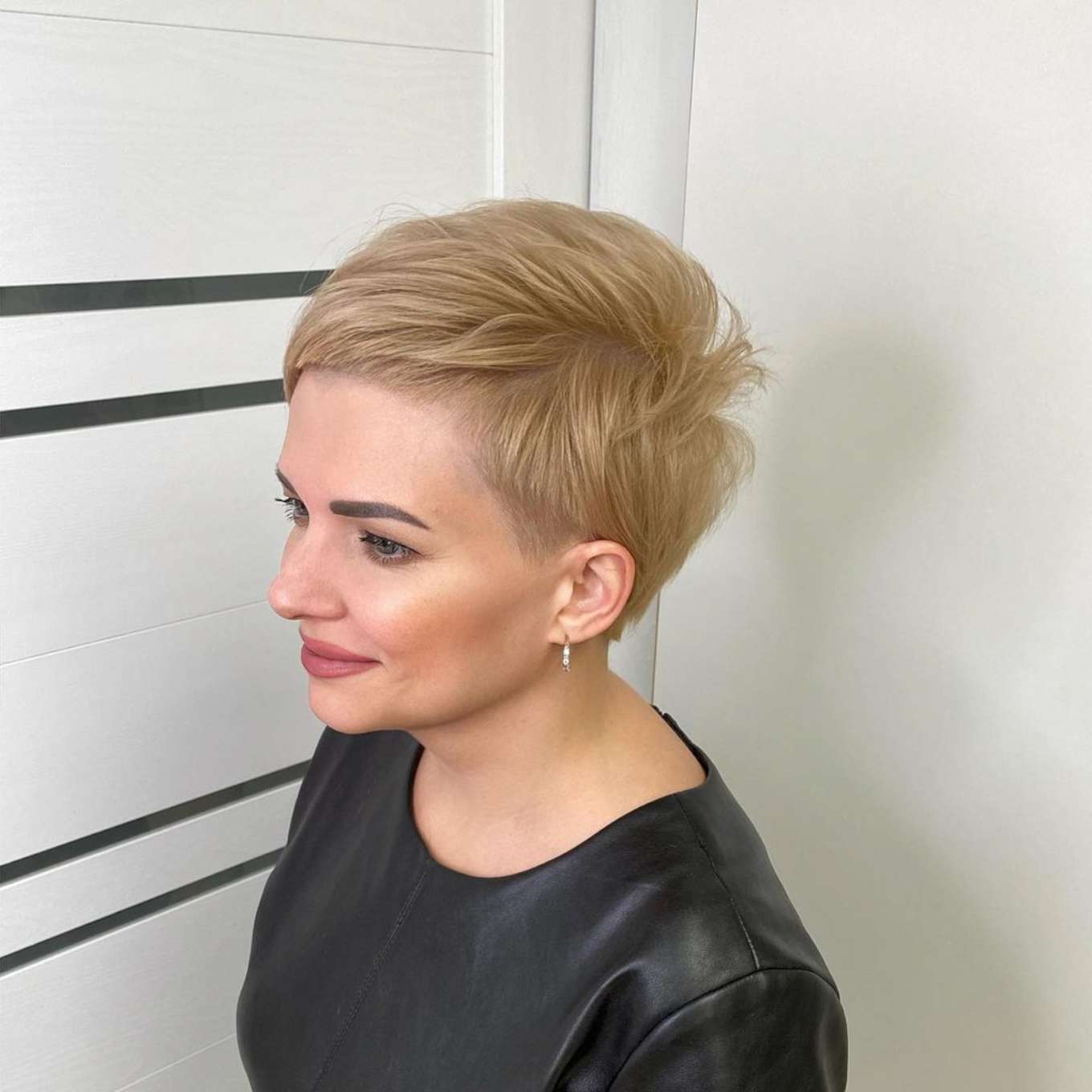 Paulette Campbell Short Hairstyles – 2