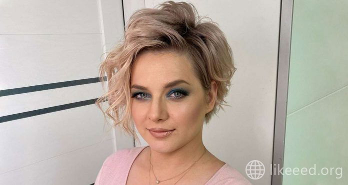 Rosemarie Collins Short Hairstyles