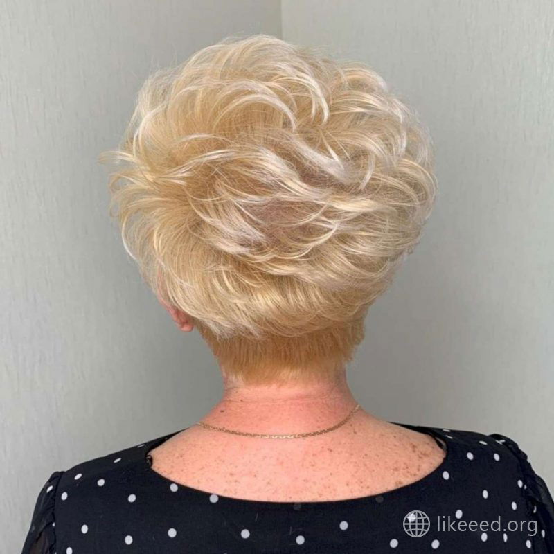Stella Sullivan Short Hairstyles - 4