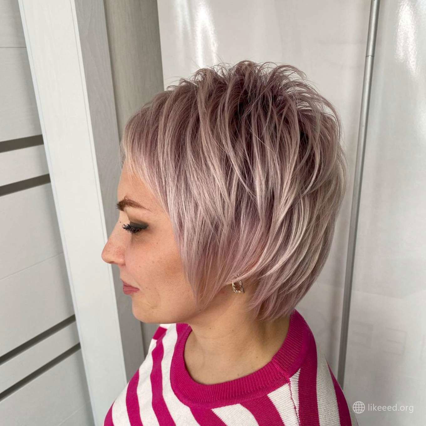 Allyson Moore Short Hairstyles – 4