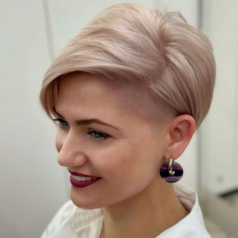 Queen Clark Short Hairstyles - 2