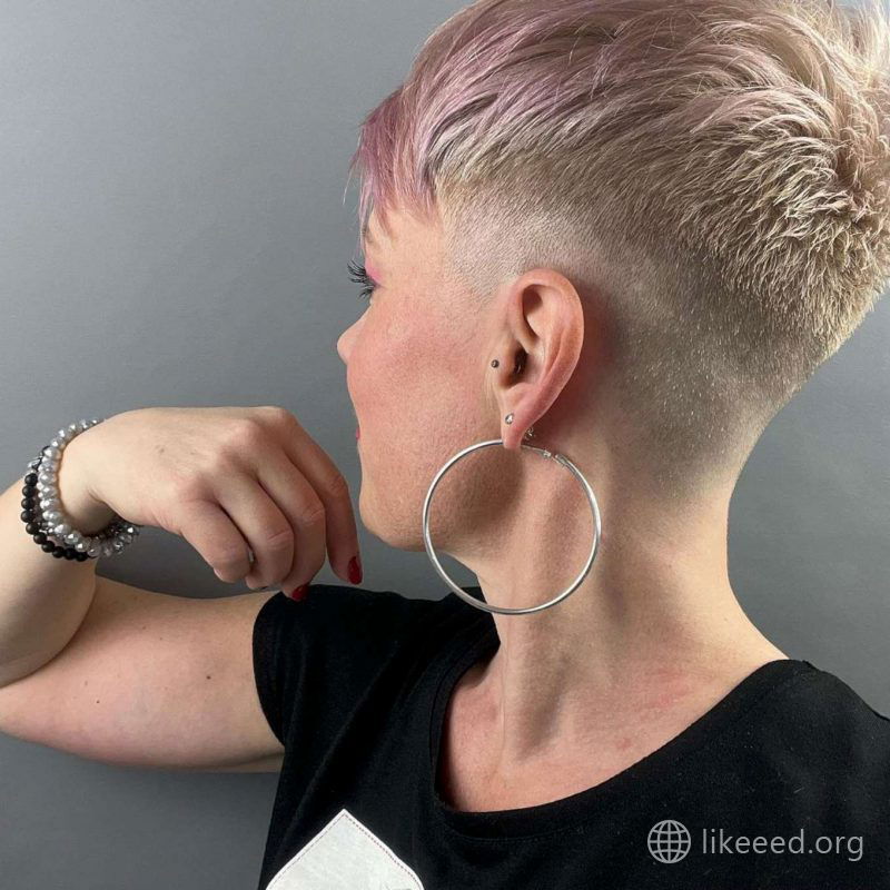 Daphne Perry Short Hairstyles - 1