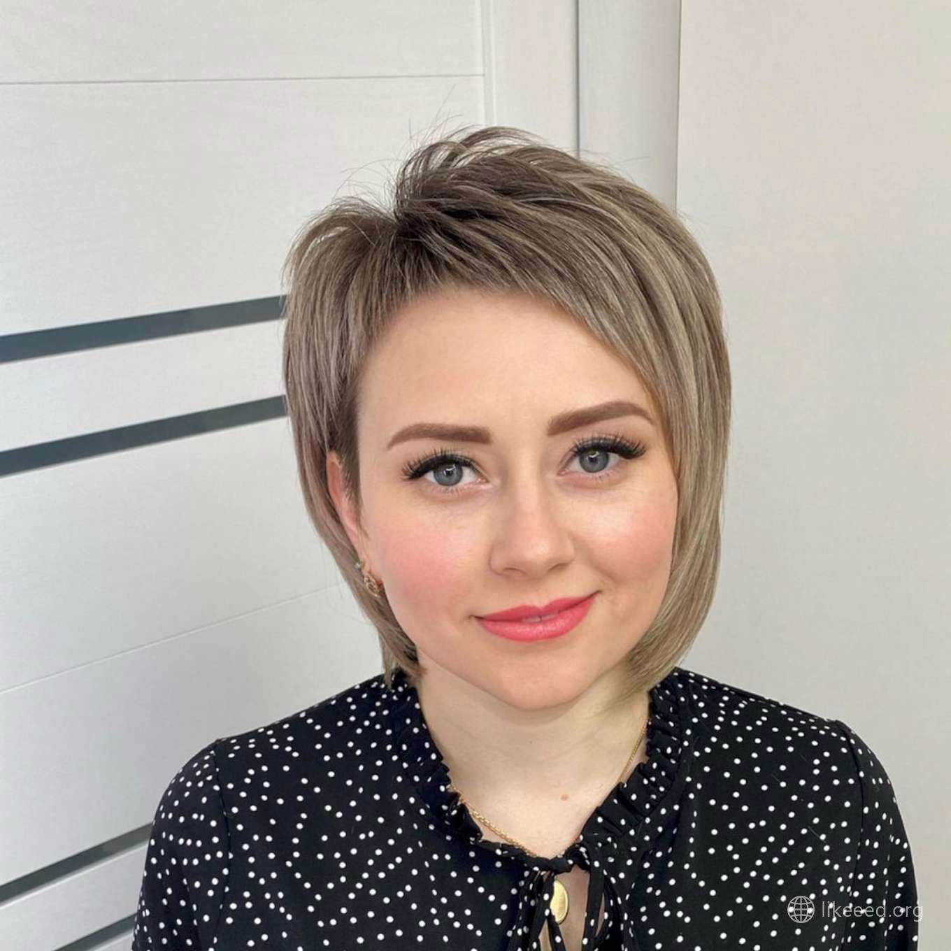 Robyn Bell Short Hairstyles – 3