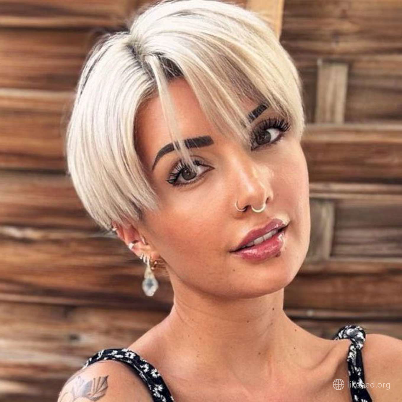 Jenny Lewis Short Hairstyles – 1