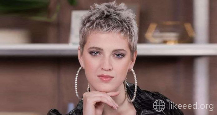 Lou Anne Gleissenebner Short Hairstyles