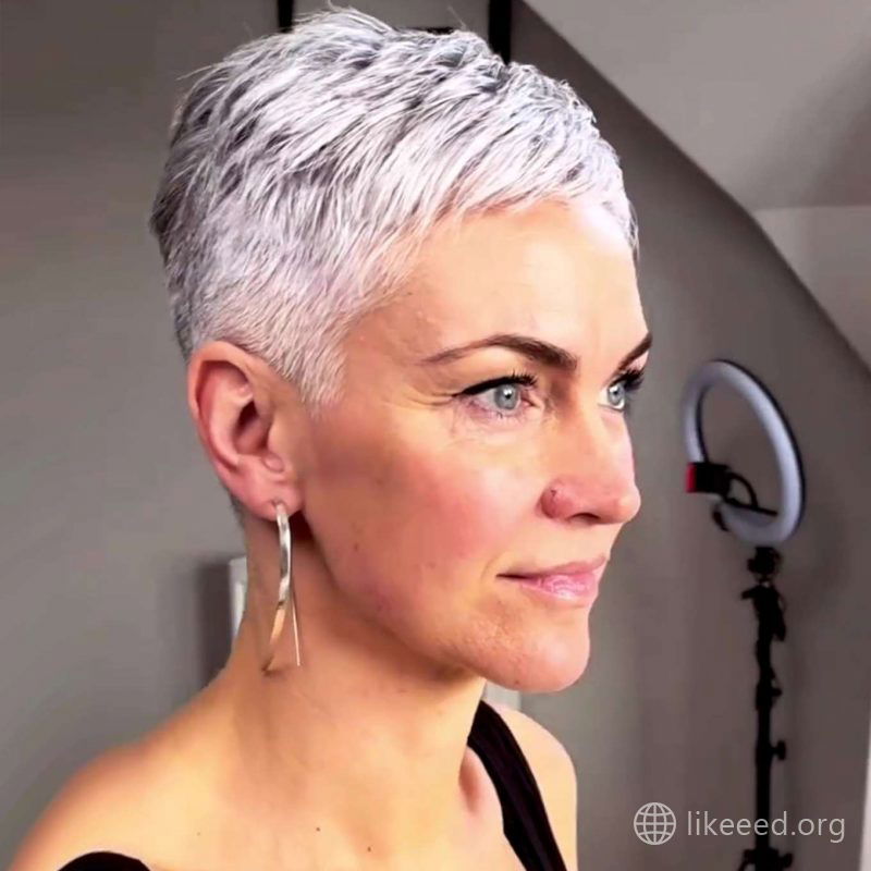 Monica Campbell Short Hairstyles - 1