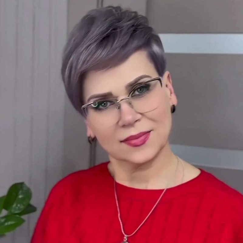 Shannon Stewart Short Hairstyles - 1
