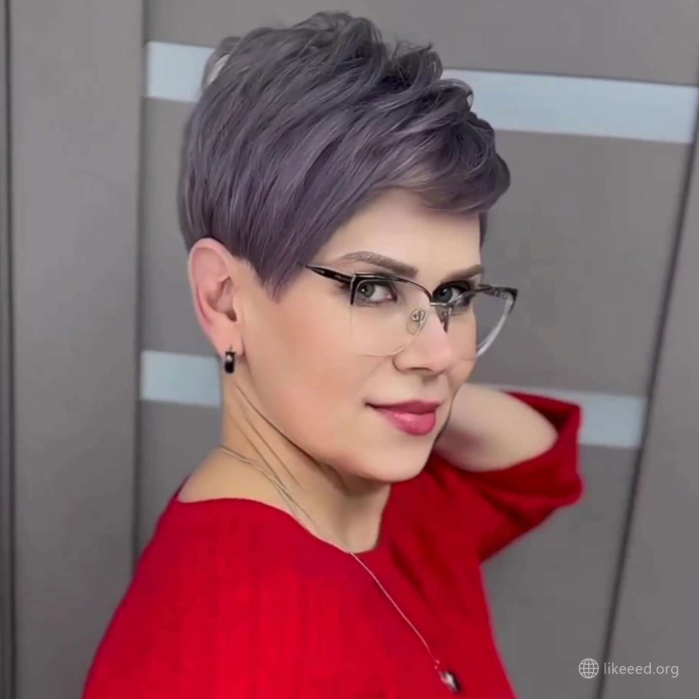 Shannon Stewart Short Hairstyles – 3