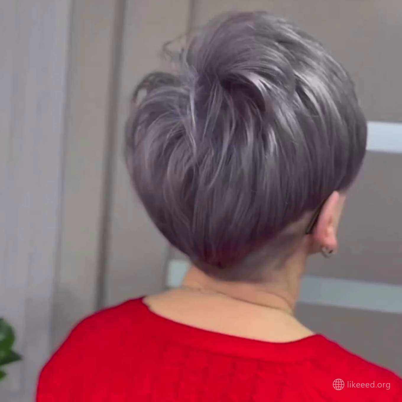 Shannon Stewart Short Hairstyles – 4