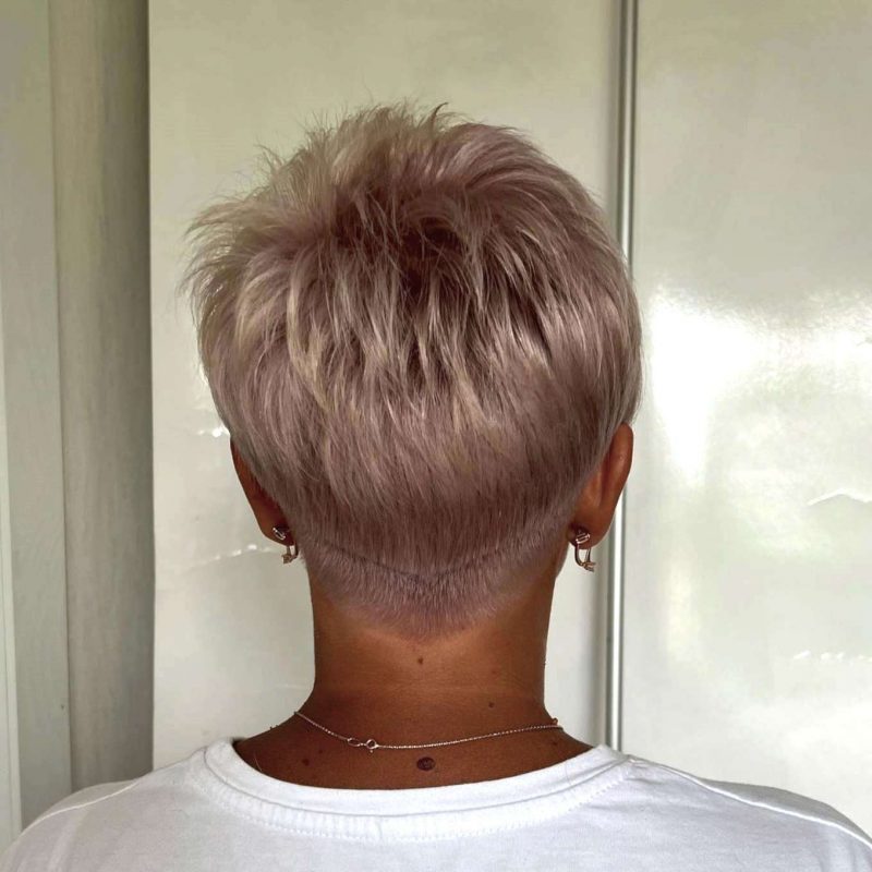 Savannah Allen Short Hairstyles - 4
