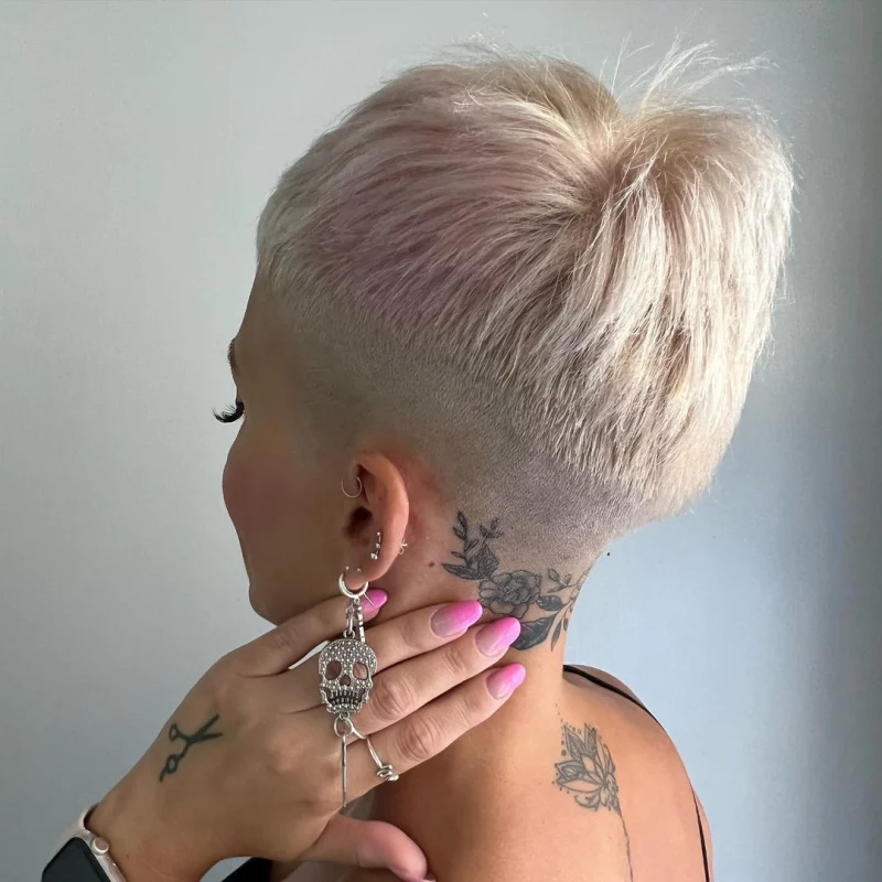 Bethany Walker Short Hairstyles - 2