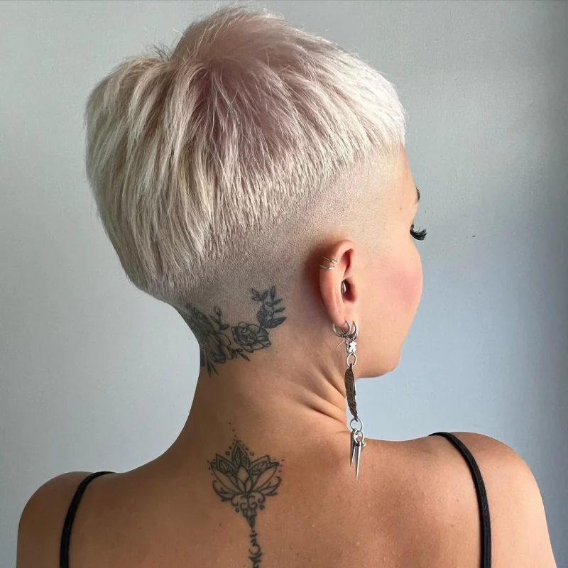 Bethany Walker Short Hairstyles - 3