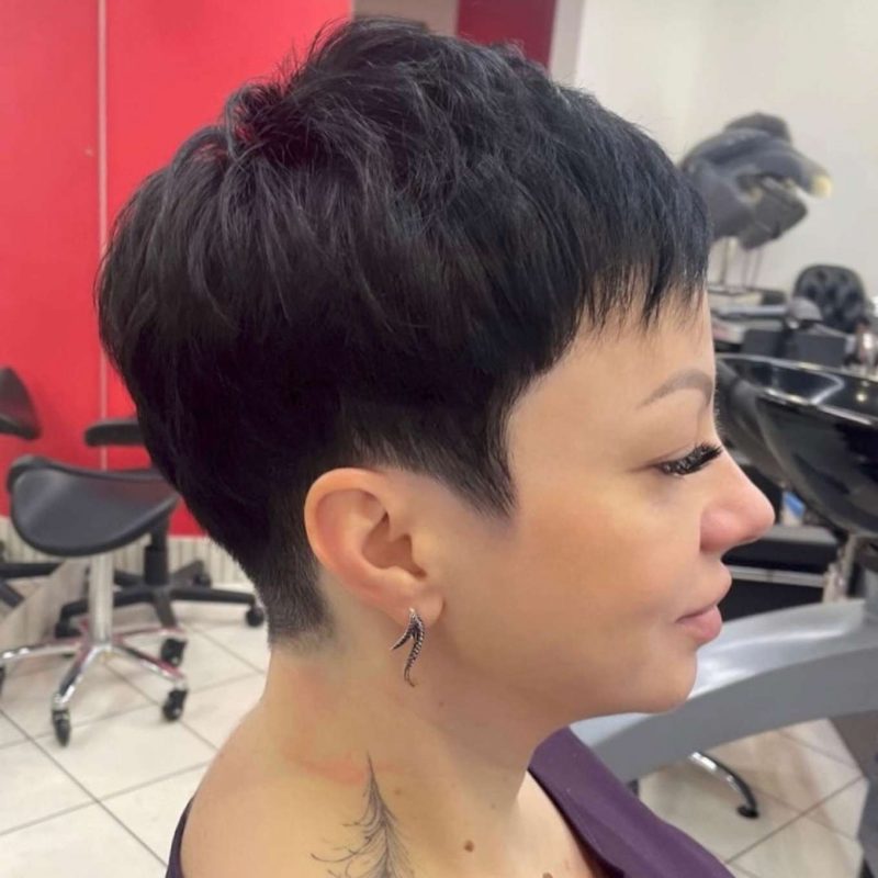Emily-Richardson-Short-Hairstyles - 4