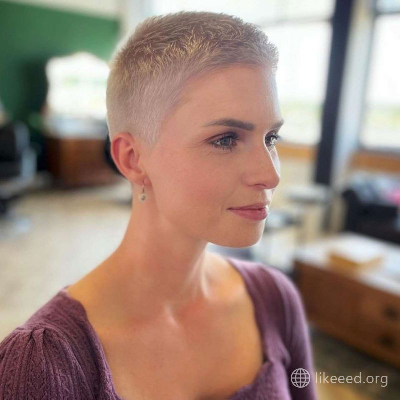 Sabrina Fisher Short Hairstyles - 3