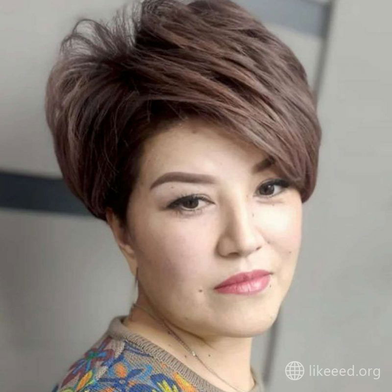 Carlene Hernandez Short Hairstyles - 3