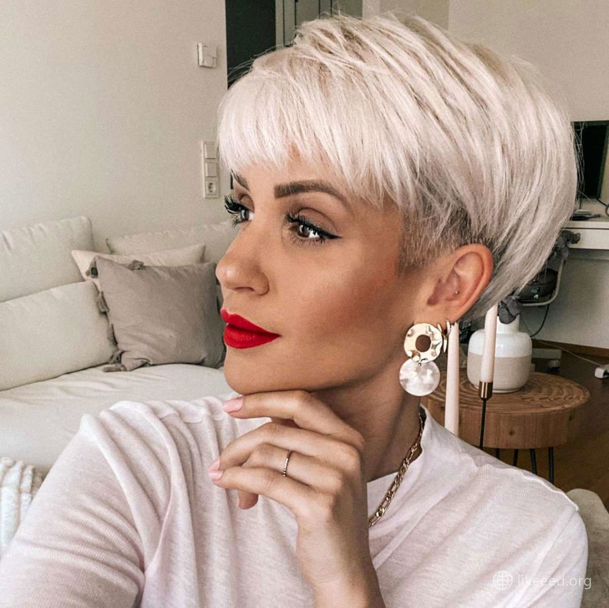 Madeleine Schön Short Hairstyles – 3