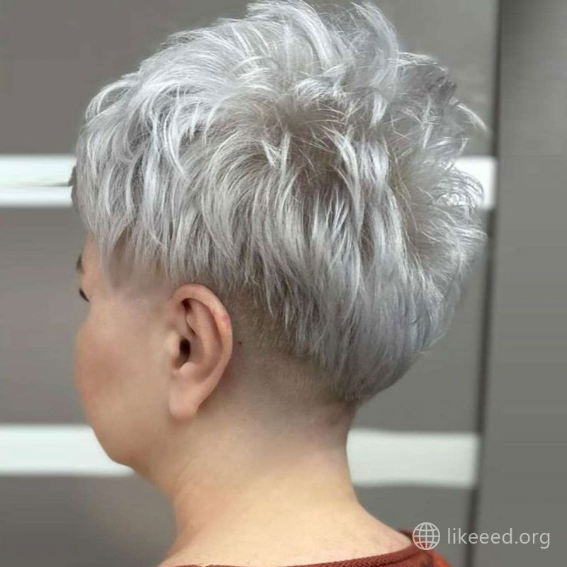 Bobbie Sullivan Short Hairstyles - 2