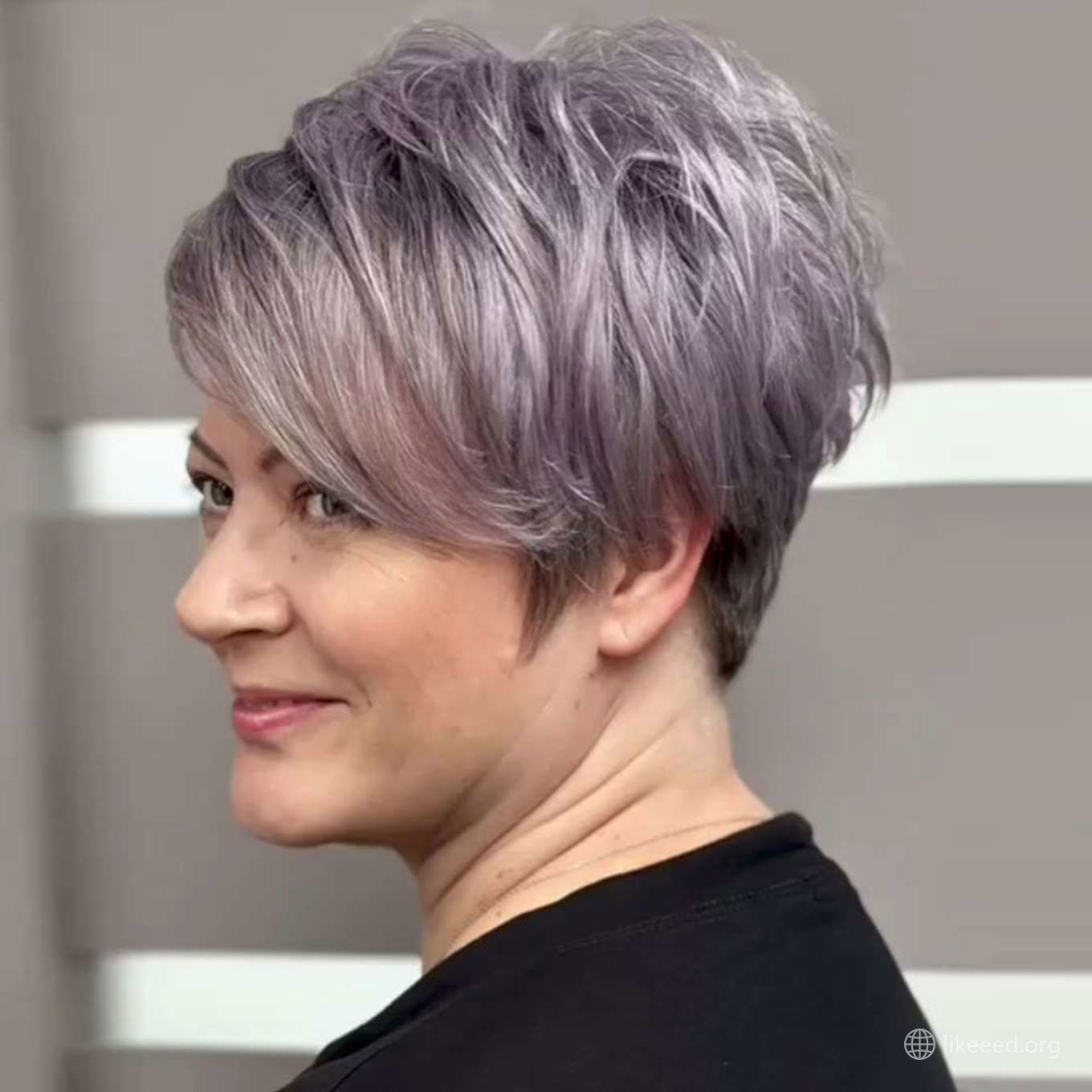Adrienne Barnes Short Hairstyles- 1