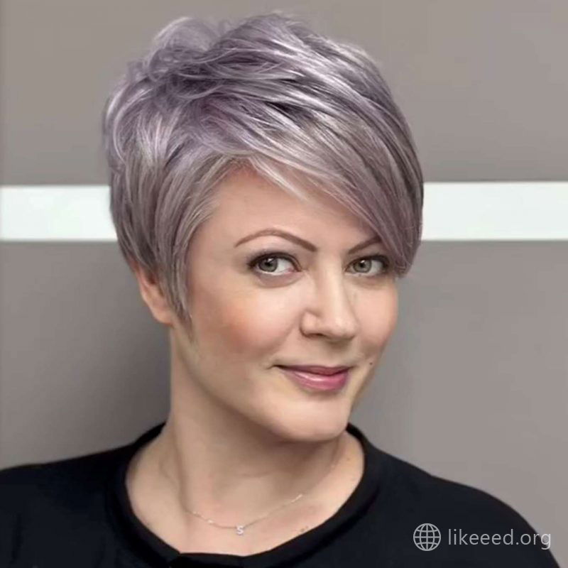 Adrienne Barnes Short Hairstyles- 2