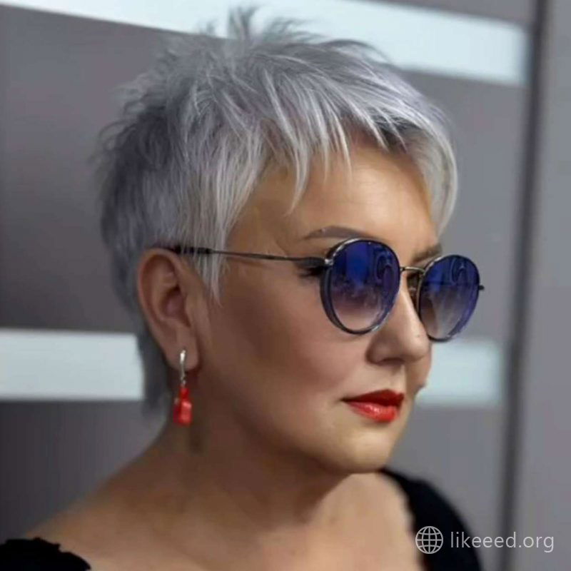 Brandie Brooks Short Hairstyles - 4
