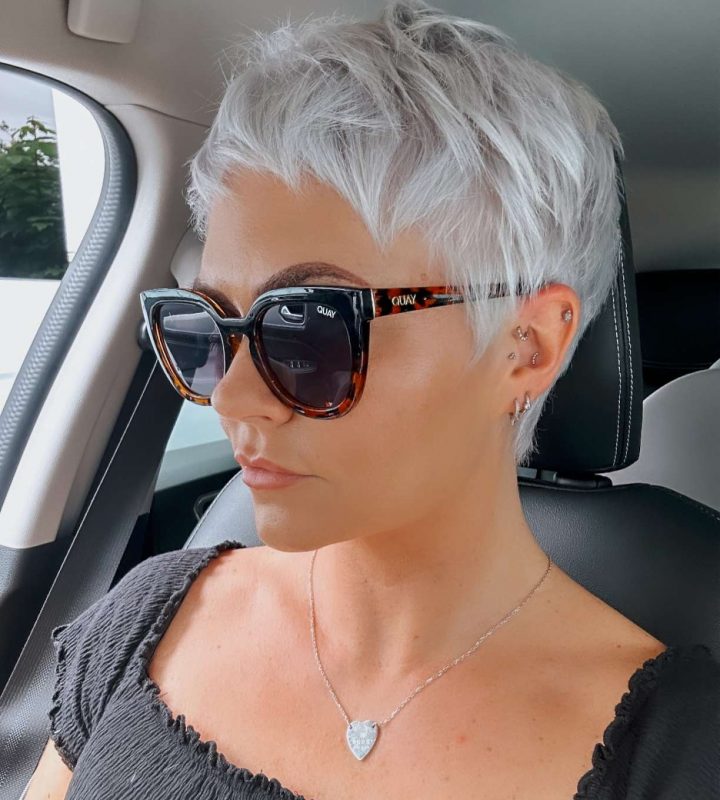 The Beauty of Short Haircuts A Modern Approach - 4